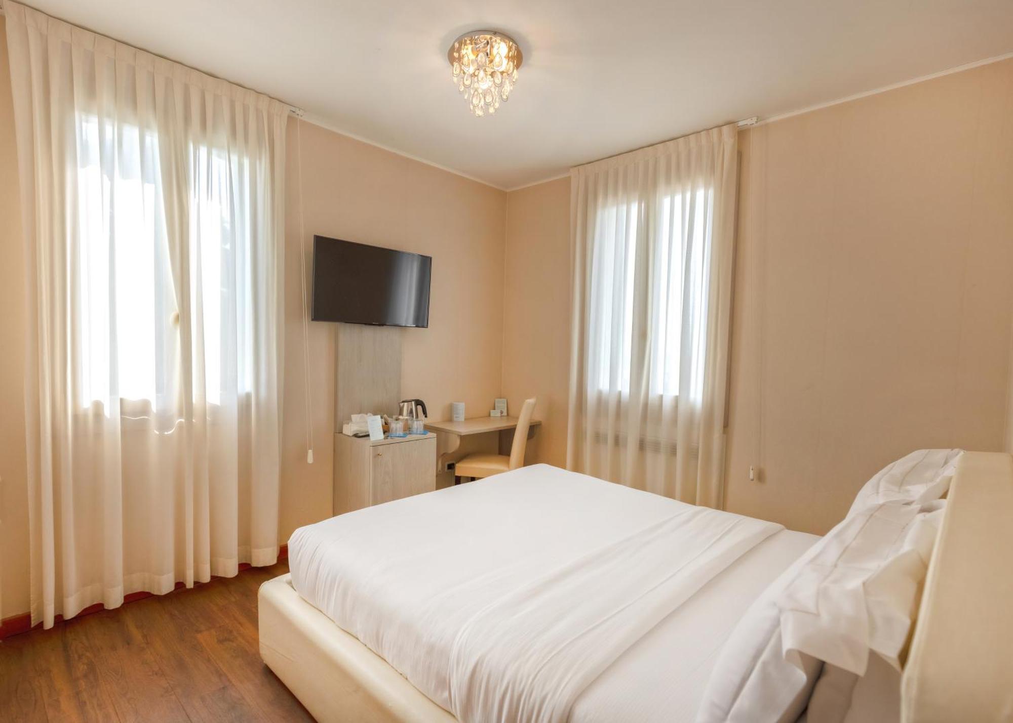 Gardone Palace Hotel Gardone Riviera Eksteriør bilde